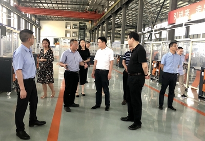 深化校地合作，共促科技创新——四川省科技厅基础处处长丰伟一行赴我校考察调研